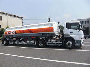 ENEOS 20KLローリー